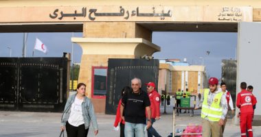 الأردن يعلن إجلاء 46 مواطناً أردنياً من غزة عبر معبر ⁧‫رفح