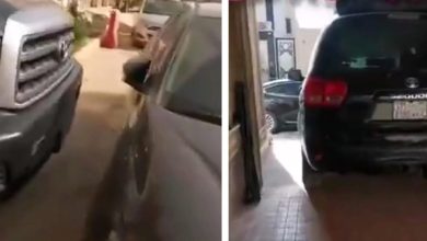 ردة فعل مواطن أغلق عليه جاره طريق مرور سيارته أمام مدخل الجراج..فيديو